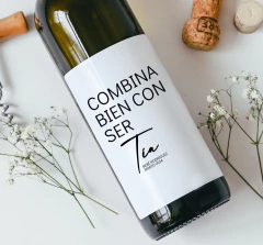 REGALO ESPECIAL PERSONALIZADO CAJA + VINO + 2 COPAS - tienda online