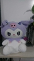 (879) - Peluche sanrio kuromi con manta 50cm - latiendademarti
