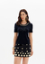 T-SHIRT LANÇA PERFUME BABY LOOK COM BORDADO