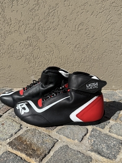 BOTAS NEGRAS CON ROJO - comprar online