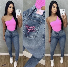 Calça Jeans Pimenta Doce Manchada