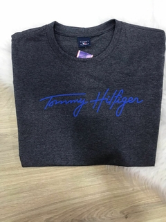 Camisa algodão Tommy Hilfiger escrita grafite P