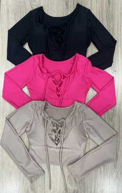 Cropped Gisele manga longa - comprar online