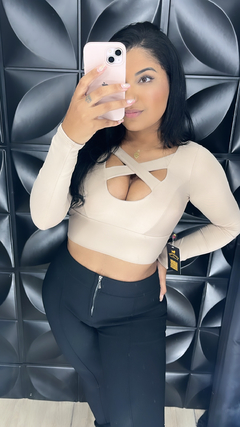 Cropped Carla manga longa - comprar online