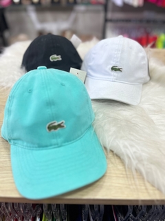 Boné lacoste simples