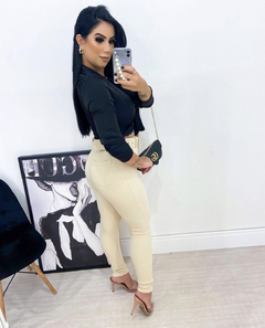 Calça pop com cinto Bege - comprar online