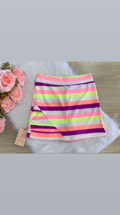 Shorts Saia Detalhe na Lateral na internet