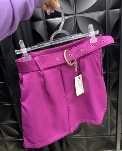 Shorts Alfaiataria com cinto personalizado - comprar online