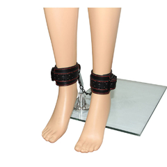 01814 | Tornozeleira com Corrente e Fivelas - Bondage Fetish Pleasure Ankle cuffs - LOVETOY na internet