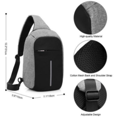 Mochila Bolso Cruzado Bandolera Usb Antirrobo Impermeable - comprar online