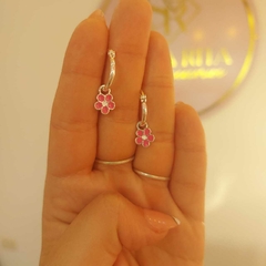 Argollitas con Colgante Flor. - comprar online