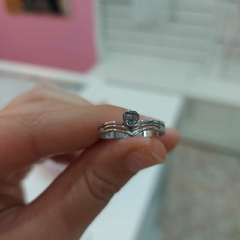 Anillo en V con Corazón. - comprar online