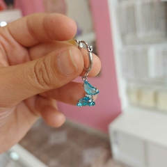 Argollitas con Colgante Mariposas. - tienda online