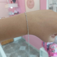 Pulsera Finita con Pelotitas. - comprar online