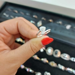 Anillo Regulable Corazón con Piedrita. - comprar online