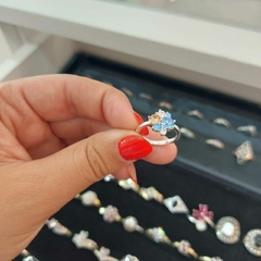 Anillo con Piedras. - comprar online
