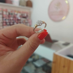Anillo Frutillita Flor. en internet