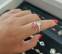 Anillo Regulable Flor con Corazón.
