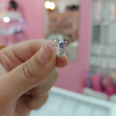 Imagen de Argollitas Cliker con Piedra Encastrada.
