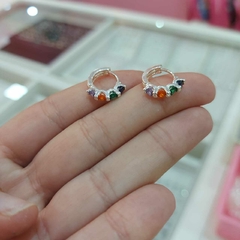 Argollitas Cliker con Piedras Encastradas. en internet