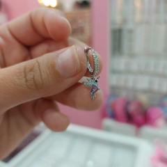 Argollitas Cliker Colibrí. - Santa Rita Joyas y Accesorios