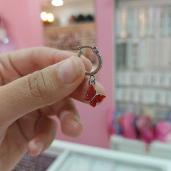 Argollitas con Colgante Mariposas. - Santa Rita Joyas y Accesorios