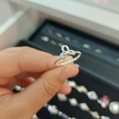 Anillo Tipo Entrelazado. - comprar online