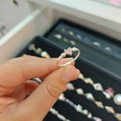 Anillo con Corazones. - comprar online