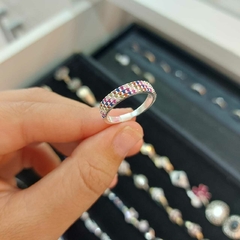 Anillo Anchito con Piedritas Multicolor. - comprar online