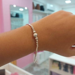 Pulsera con Pelotitas Grandes y Chicas. - comprar online
