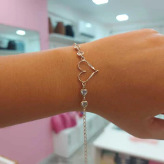 Pulsera Corazón con Piedras.