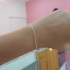 Pulsera Corazones. - comprar online