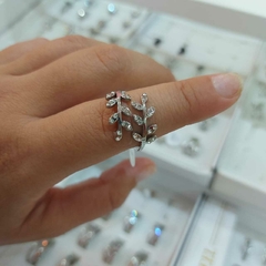 Anillo Regulable Hojitas.
