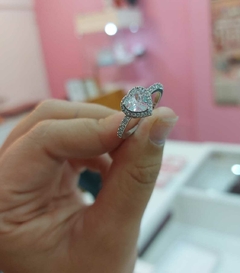 Anillo con Piedra Corazón. - comprar online
