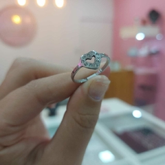 Anillo Corazón con Piedritas Encastradas. - comprar online