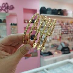 Brazalete de Acero Dorado. - comprar online