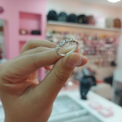 Anillo Circulitos con Piedritas Encastradas. - comprar online