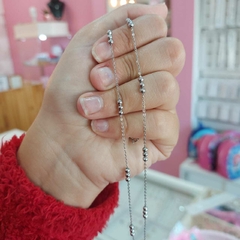 Cadenita con Pelotitas.