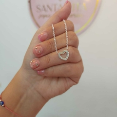 Conjunto Corazón Chato con Piedras Encastradas.