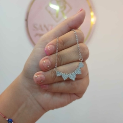 Conjunto con Cinco Corazones con Piedritas.