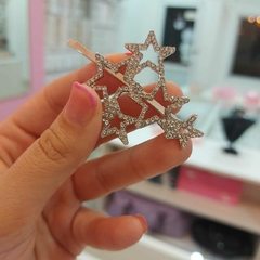 Invisible con Cinco Estrellas.