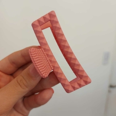 Broche en Forma de Rectangulito.