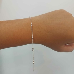 Pulsera con Pelotitas. - comprar online