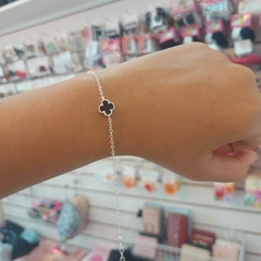 Pulsera Trébol Negro.
