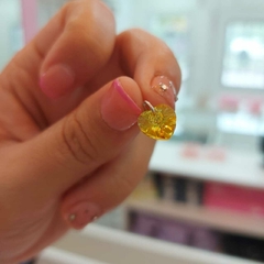 Dije Corazón Swarovki Amarillo.
