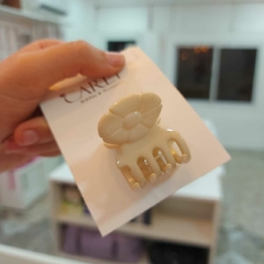Broche Liso Flor.