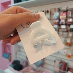 Broche Semi Chico Brilloso. - tienda online