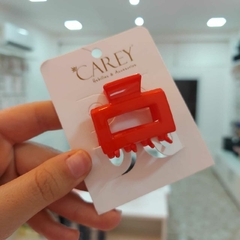 Broche en Forma de Rectangulito. en internet