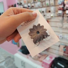 Broche Flor Chico. - Santa Rita Joyas y Accesorios