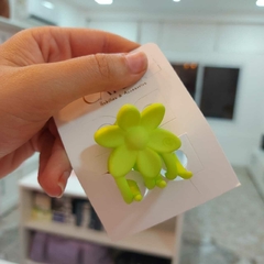 Broche Flor Chica.